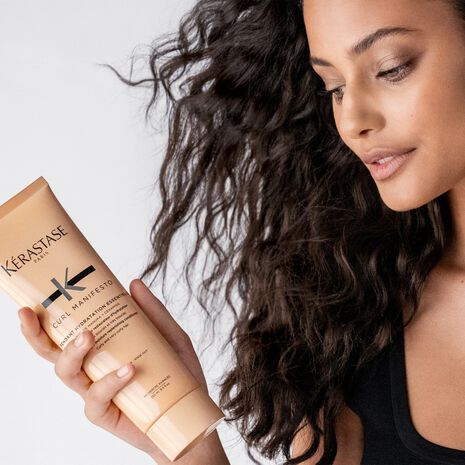 Kérastase Curl Manifesto Hydration Essentielle Conditioner 250ml - Image 7